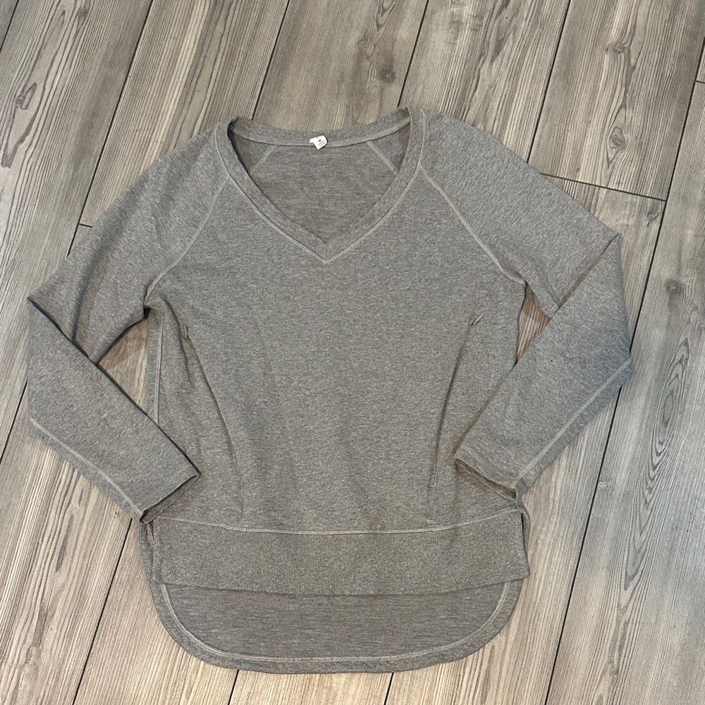 Lululemon Athletica Heather Gray After Asana Pullover Long Sleeve Top